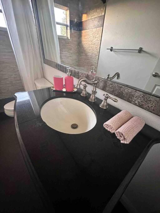 Ft Lauderdale Jewel Apartment ฟอร์ต ลอเดอร์เดล ภายนอก รูปภาพ